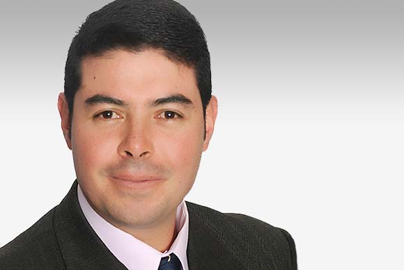 Dr. José María Corella